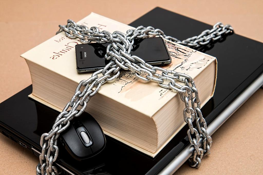 Augmented reality security goggles icon