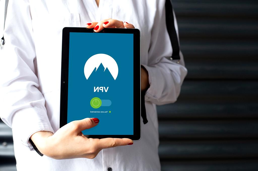 Lightbulb icon symbolizing innovation